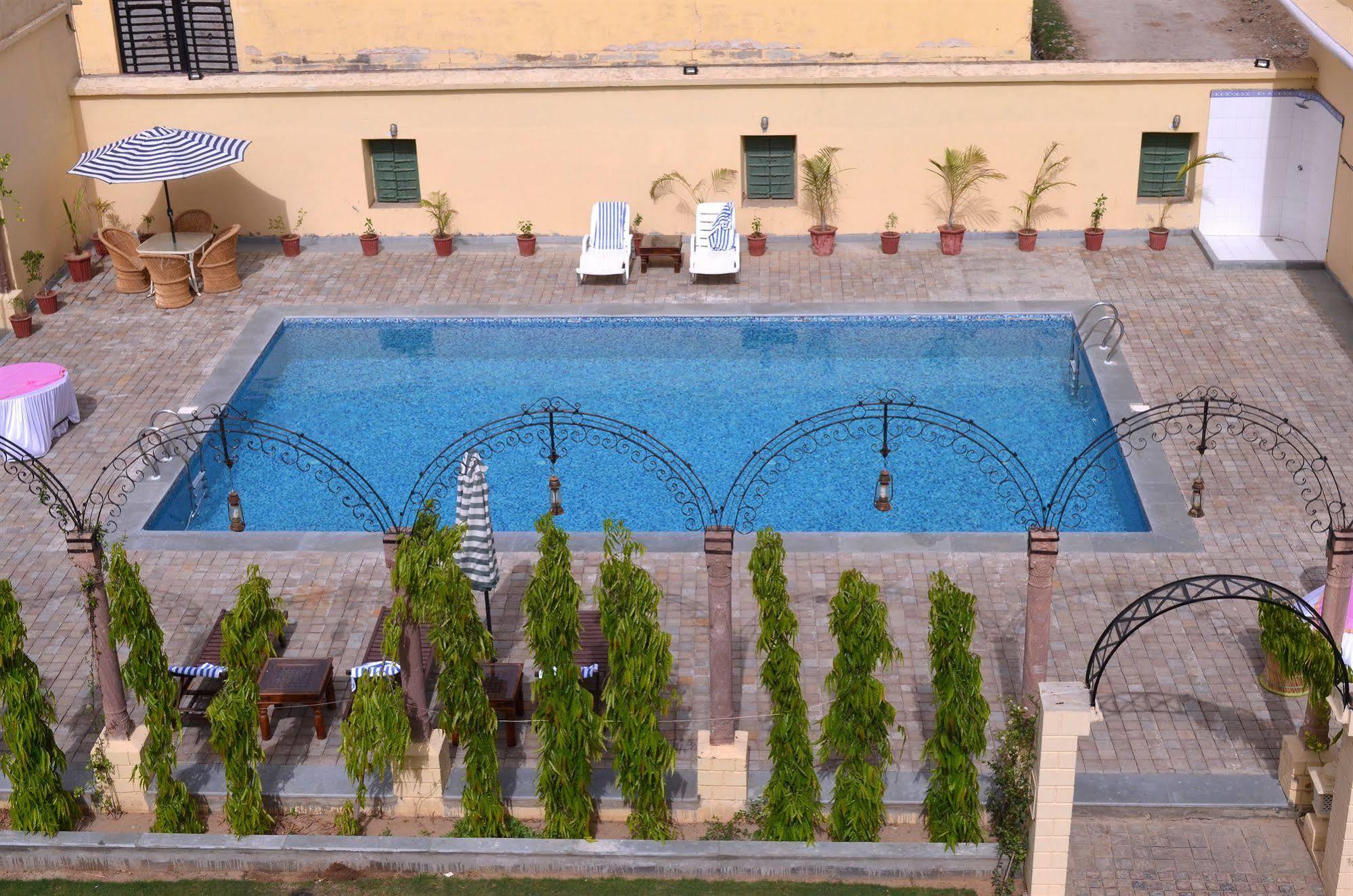 Koolwal Kothi Zinc Journey By The Fern, Nawalgarh, Rajasthan Esterno foto